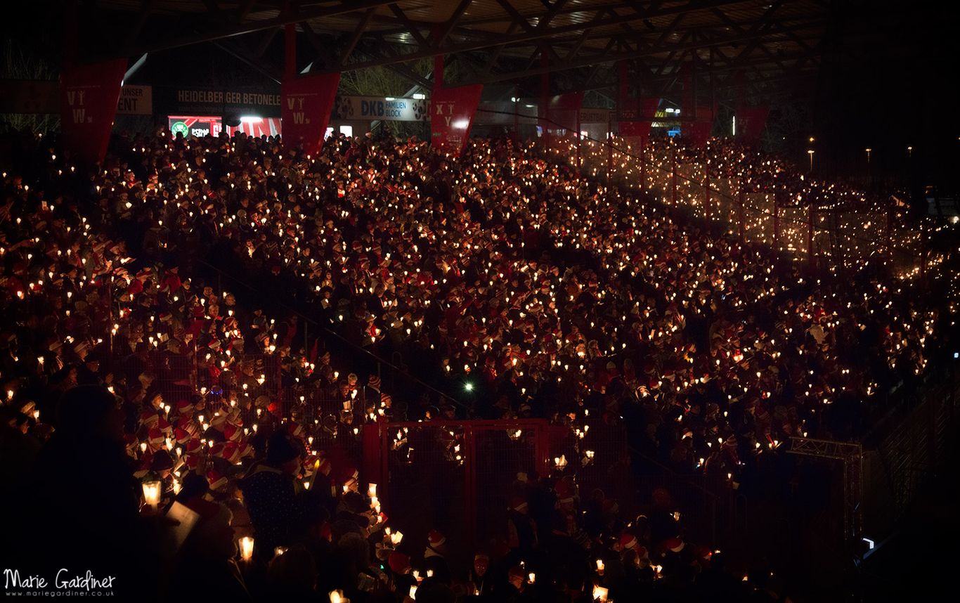 Weihnachtssingen at Union Berlin